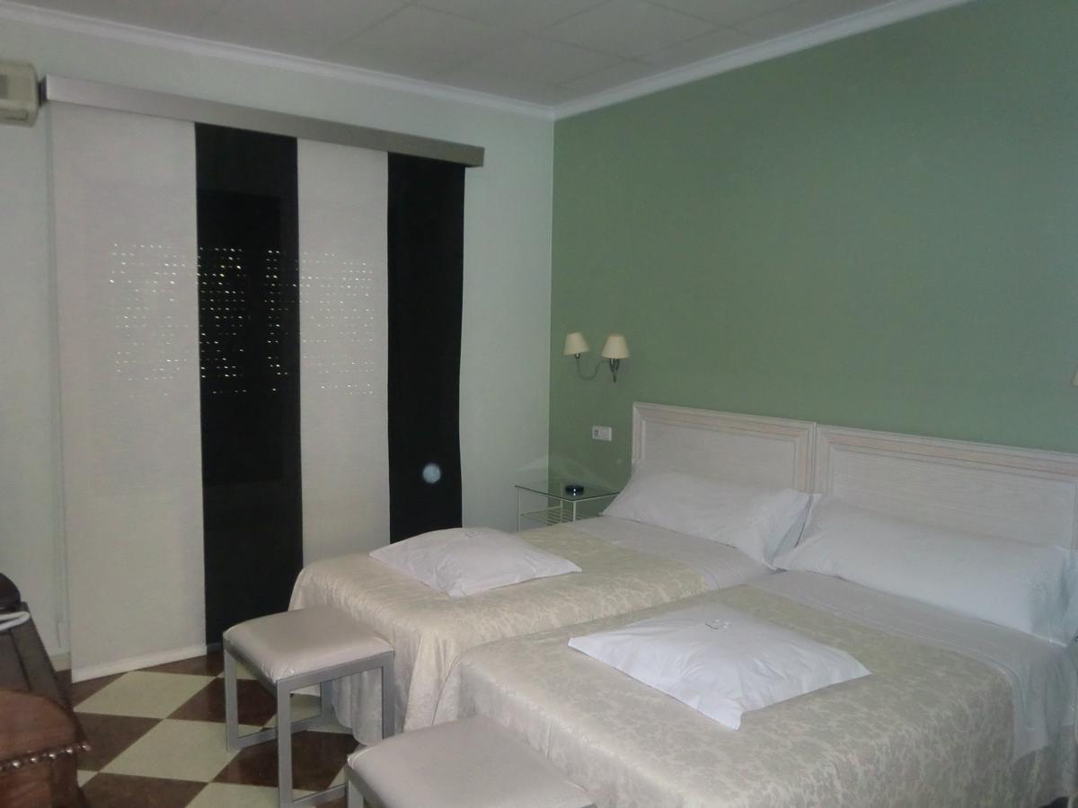 Hotel Gasaqui Ayelo de Malferit Quarto foto